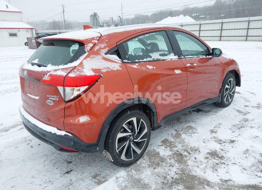 Photo 4 of 2020 Honda Hr-v AWD SPORT (VIN 3CZRU6H16LG703432)