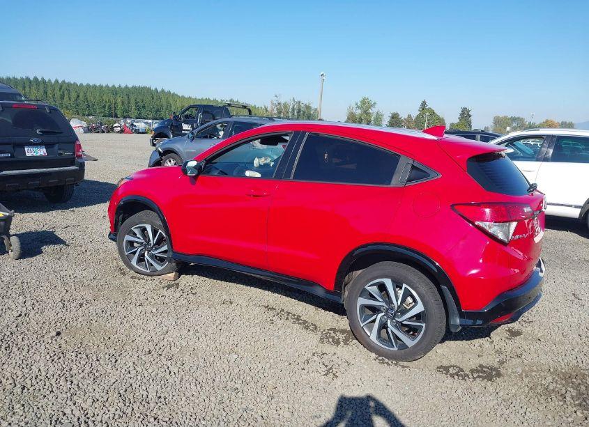 Photo 3 of 2020 Honda Hr-v AWD SPORT (VIN 3CZRU6H16LM700628)