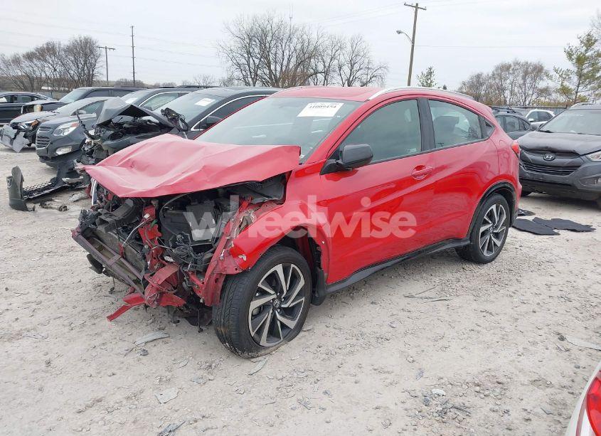 Photo 2 of 2020 Honda Hr-v AWD SPORT (VIN 3CZRU6H16LM704338)