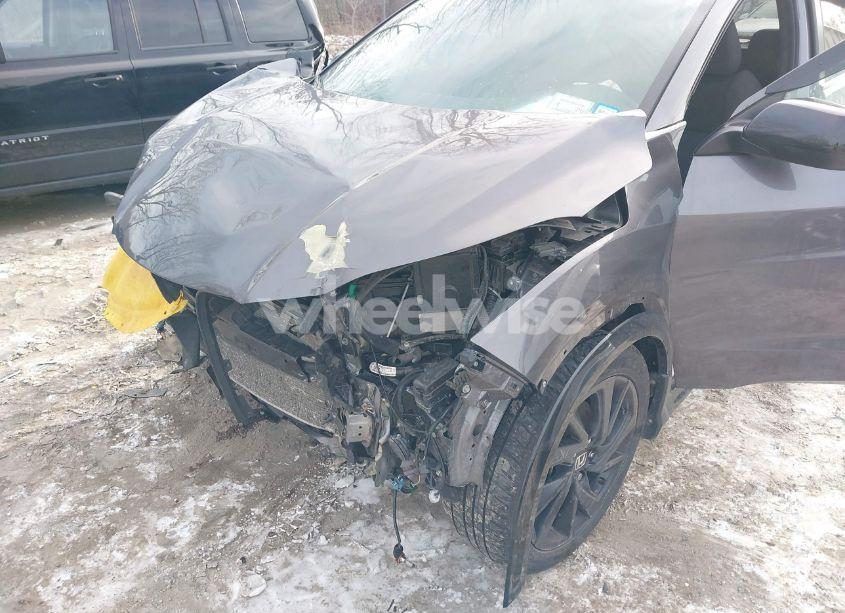 Photo 6 of 2022 Honda Hr-v AWD SPORT (VIN 3CZRU6H16NM758919)