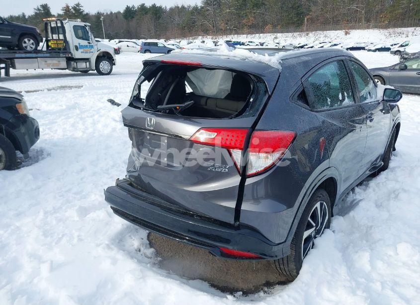 Photo 4 of 2019 Honda Hr-v SPORT (VIN 3CZRU6H17KG702837)