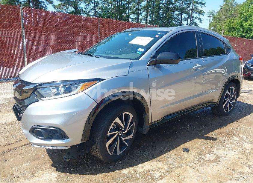 Photo 2 of 2019 Honda Hr-v SPORT (VIN 3CZRU6H17KG714390)