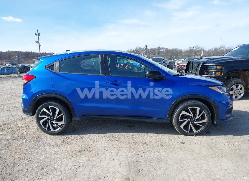 Photo 13 of 2019 Honda Hr-v SPORT (VIN 3CZRU6H17KG726653)