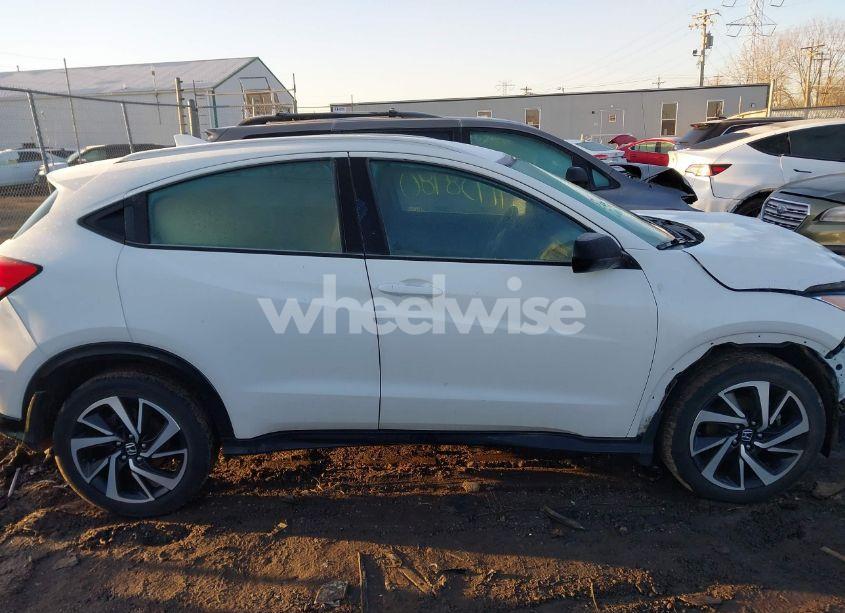 Photo 14 of 2020 Honda Hr-v AWD SPORT (VIN 3CZRU6H17LM712044)