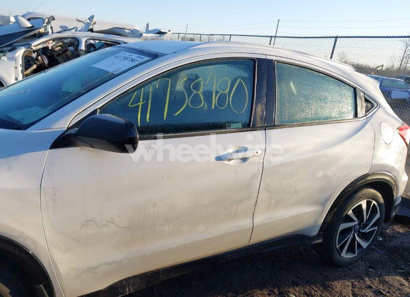 Photo 15 of 2020 Honda Hr-v AWD SPORT (VIN 3CZRU6H17LM712044)