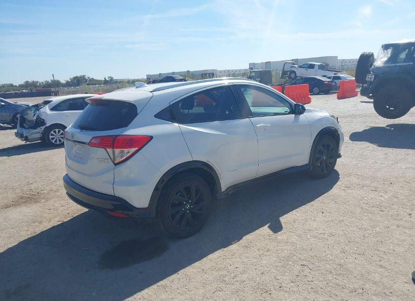 Photo 4 of 2022 Honda Hr-v AWD SPORT (VIN 3CZRU6H17NM709180)