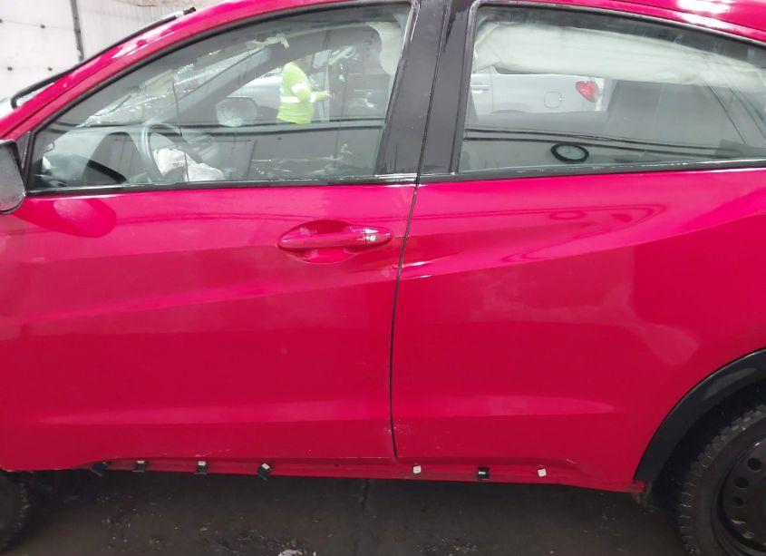 Photo 14 of 2019 Honda Hr-v SPORT (VIN 3CZRU6H18KG700918)