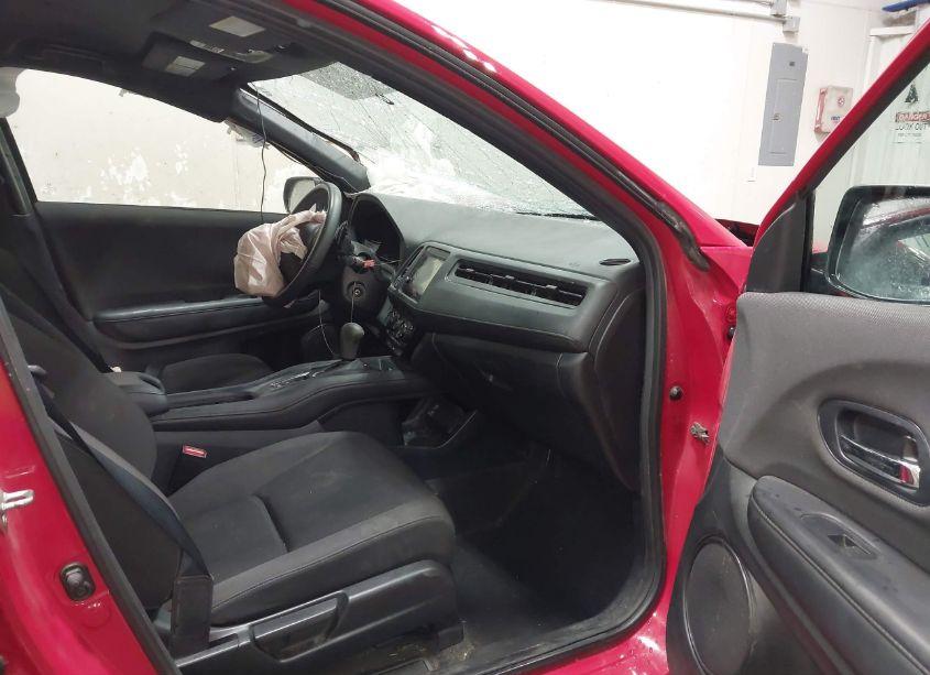 Photo 5 of 2019 Honda Hr-v SPORT (VIN 3CZRU6H18KG700918)