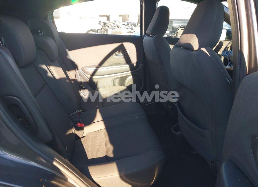 Photo 8 of 2019 Honda Hr-v SPORT (VIN 3CZRU6H18KG701096)