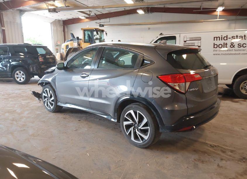 Photo 3 of 2019 Honda Hr-v SPORT (VIN 3CZRU6H18KG706038)