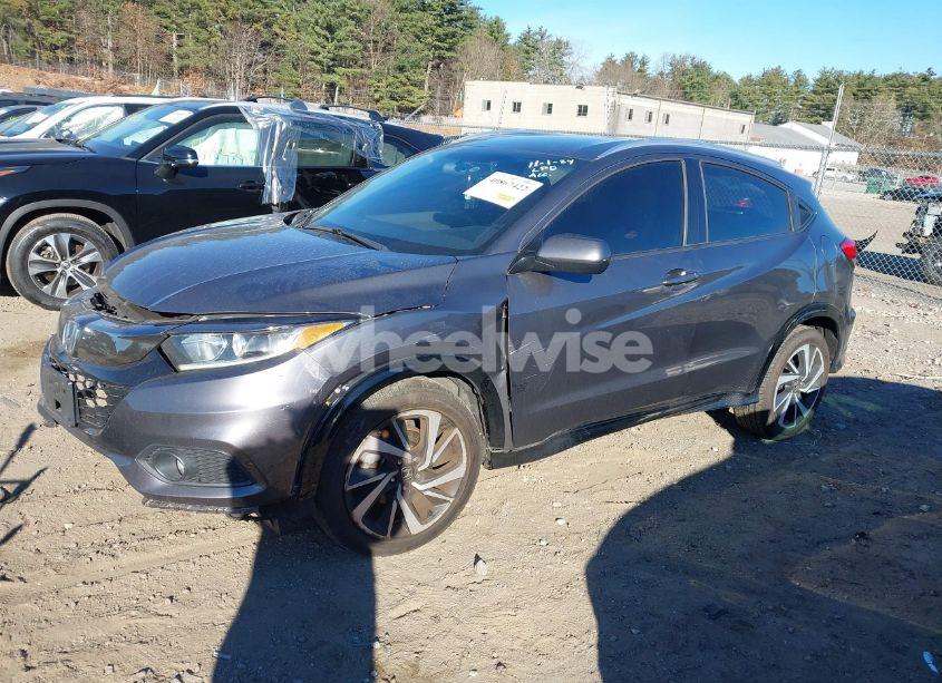 Photo 13 of 2019 Honda Hr-v SPORT (VIN 3CZRU6H18KG707772)
