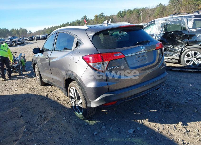 Photo 3 of 2019 Honda Hr-v SPORT (VIN 3CZRU6H18KG707772)