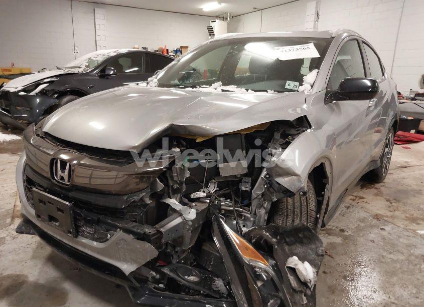 Photo 6 of 2020 Honda Hr-v AWD SPORT (VIN 3CZRU6H18LG701889)