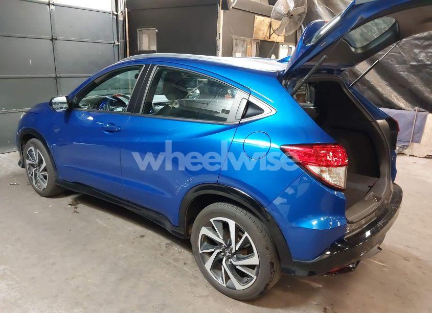 Photo 3 of 2020 Honda Hr-v AWD SPORT (VIN 3CZRU6H18LM731461)