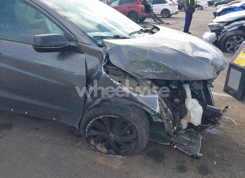 Photo 6 of 2021 Honda Hr-v AWD SPORT (VIN 3CZRU6H18MM729405)