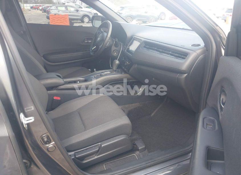 Photo 5 of 2021 Honda Hr-v AWD SPORT (VIN 3CZRU6H18MM753722)