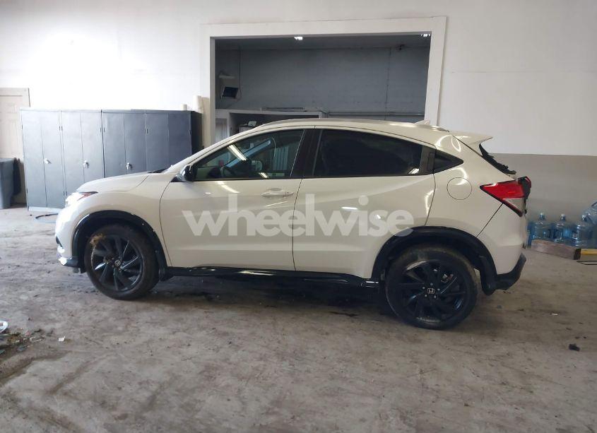 Photo 14 of 2022 Honda Hr-v AWD SPORT (VIN 3CZRU6H18NM741815)