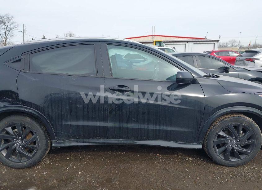 Photo 13 of 2022 Honda Hr-v AWD SPORT (VIN 3CZRU6H18NM772174)