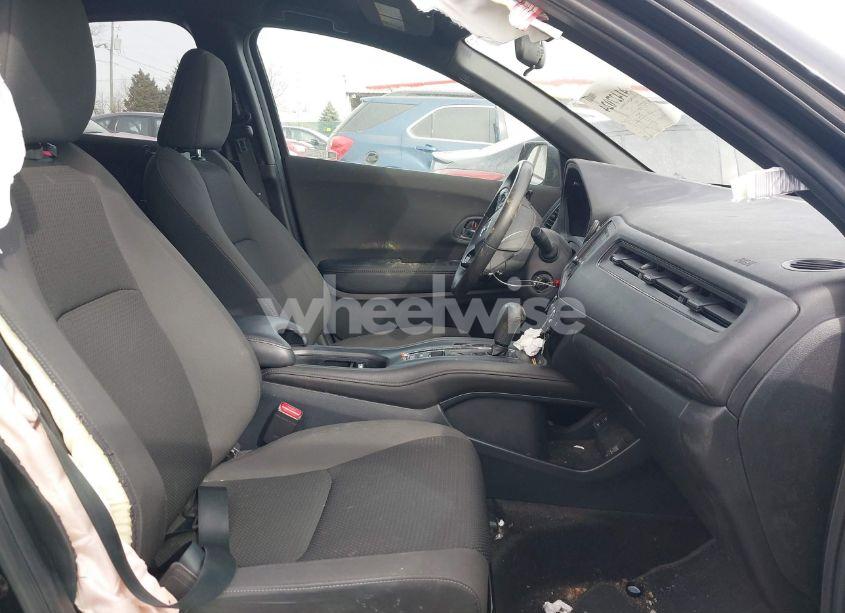 Photo 5 of 2022 Honda Hr-v AWD SPORT (VIN 3CZRU6H18NM772174)