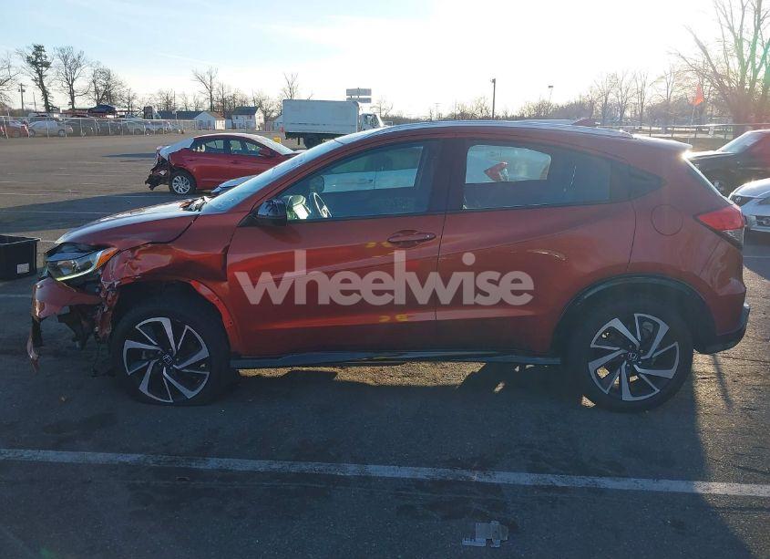 Photo 14 of 2019 Honda Hr-v SPORT (VIN 3CZRU6H19KG713015)