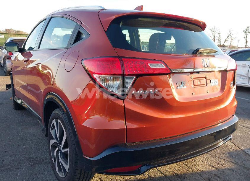 Photo 3 of 2019 Honda Hr-v SPORT (VIN 3CZRU6H19KG713015)