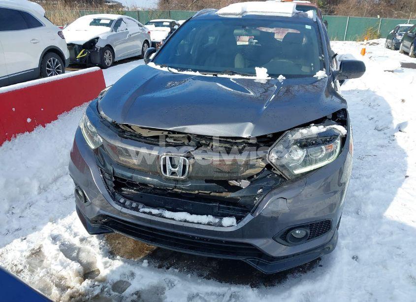 Photo 12 of 2019 Honda Hr-v SPORT (VIN 3CZRU6H19KG714164)