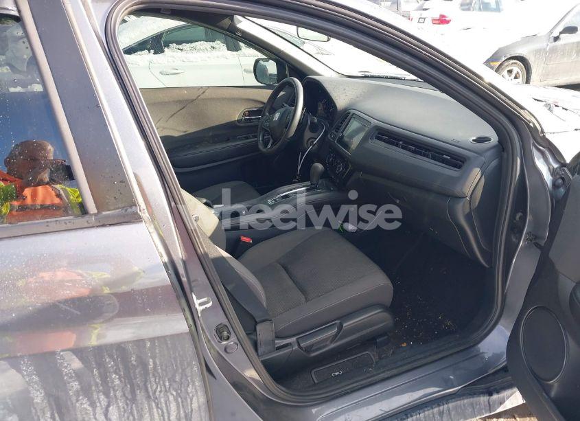 Photo 5 of 2019 Honda Hr-v SPORT (VIN 3CZRU6H19KG714164)