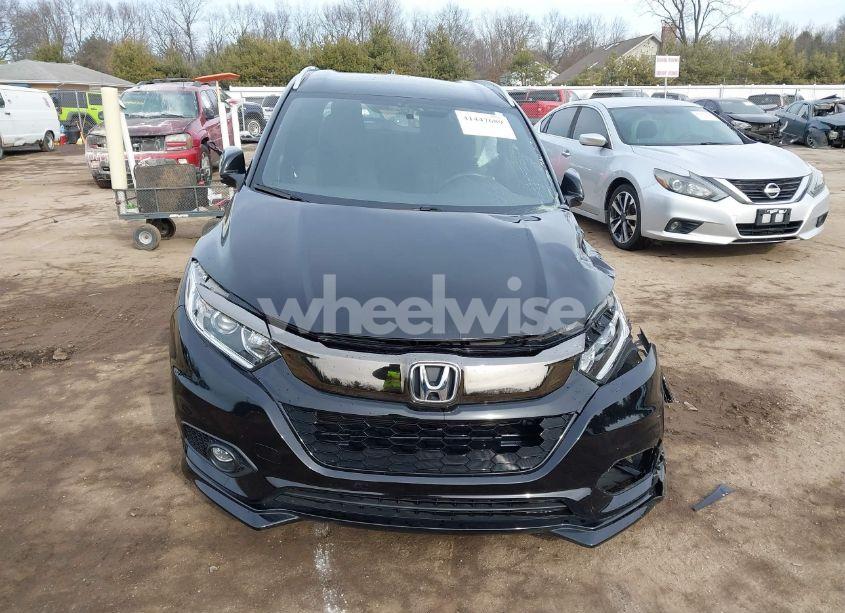 Photo 13 of 2019 Honda Hr-v SPORT (VIN 3CZRU6H19KG718344)