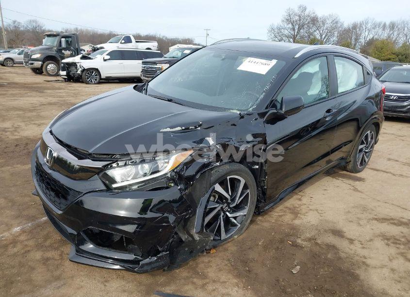 Photo 6 of 2019 Honda Hr-v SPORT (VIN 3CZRU6H19KG718344)