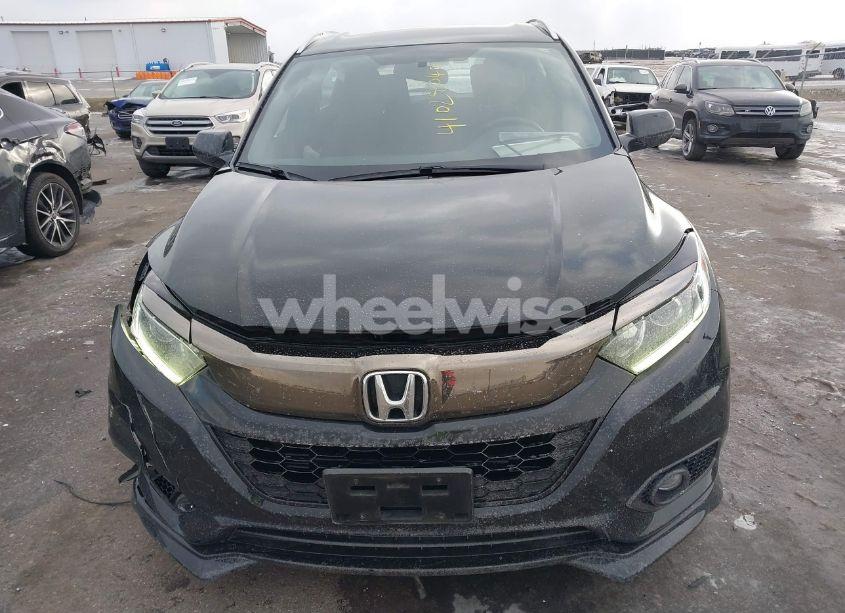 Photo 12 of 2019 Honda Hr-v SPORT (VIN 3CZRU6H19KG732129)