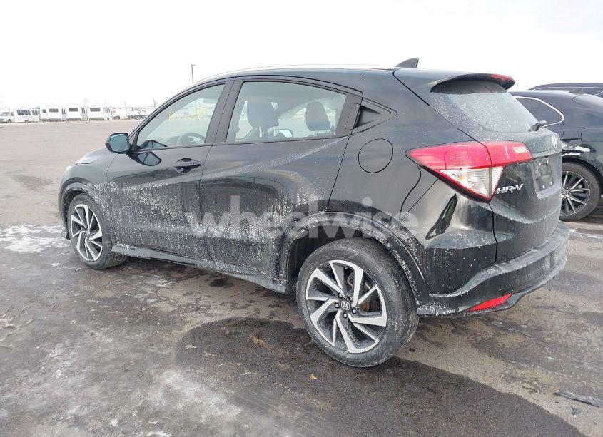 Photo 3 of 2019 Honda Hr-v SPORT (VIN 3CZRU6H19KG732129)