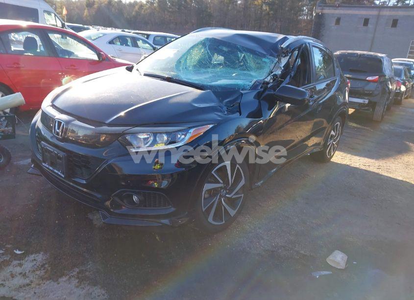 Photo 2 of 2019 Honda Hr-v SPORT (VIN 3CZRU6H19KM732729)