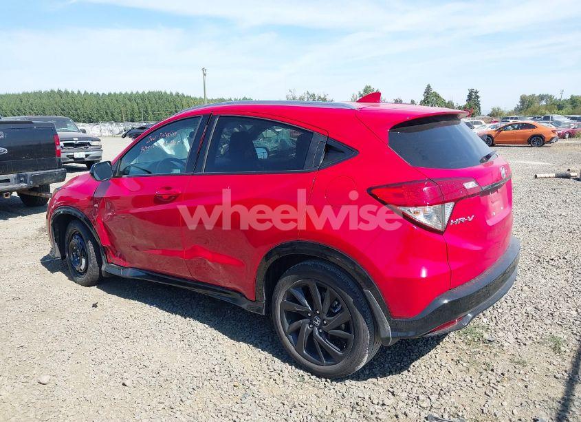 Photo 3 of 2022 Honda Hr-v AWD SPORT (VIN 3CZRU6H19NM748188)