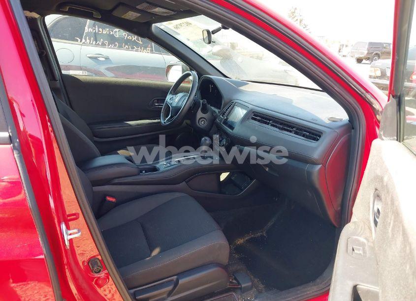 Photo 5 of 2022 Honda Hr-v AWD SPORT (VIN 3CZRU6H19NM748188)