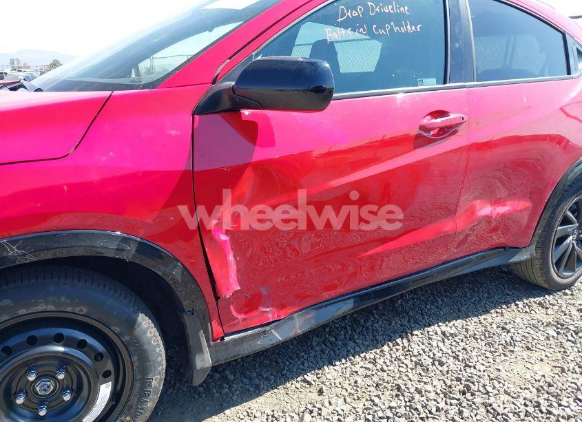 Photo 6 of 2022 Honda Hr-v AWD SPORT (VIN 3CZRU6H19NM748188)