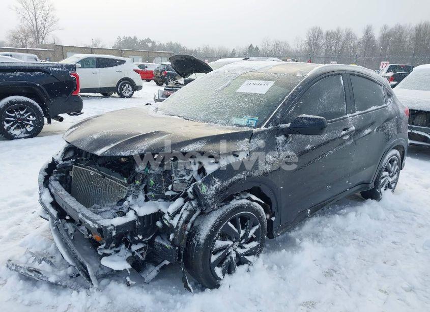 Photo 2 of 2022 Honda Hr-v AWD SPORT (VIN 3CZRU6H19NM751446)