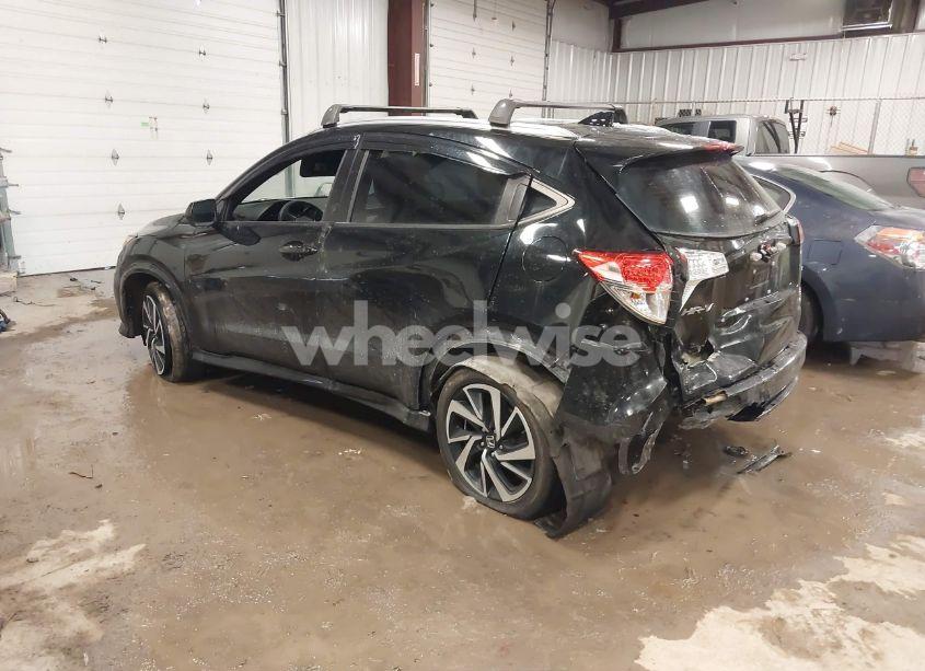 Photo 3 of 2019 Honda Hr-v SPORT (VIN 3CZRU6H1XKG705912)