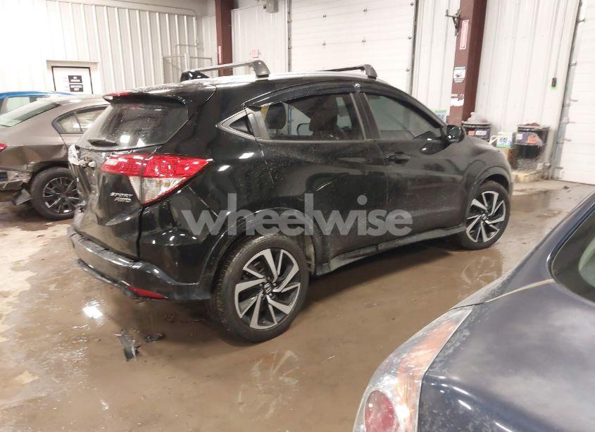 Photo 4 of 2019 Honda Hr-v SPORT (VIN 3CZRU6H1XKG705912)