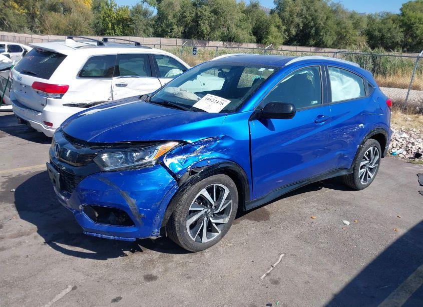 Photo 2 of 2019 Honda Hr-v SPORT (VIN 3CZRU6H1XKG720281)