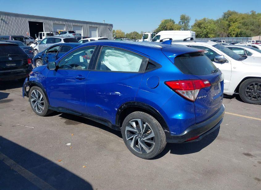 Photo 3 of 2019 Honda Hr-v SPORT (VIN 3CZRU6H1XKG720281)