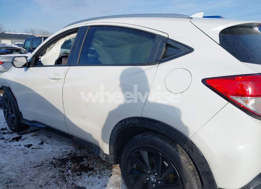 Photo 15 of 2021 Honda Hr-v AWD SPORT (VIN 3CZRU6H1XMM727526)