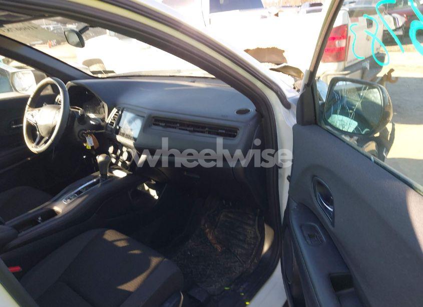 Photo 5 of 2021 Honda Hr-v AWD SPORT (VIN 3CZRU6H1XMM746531)