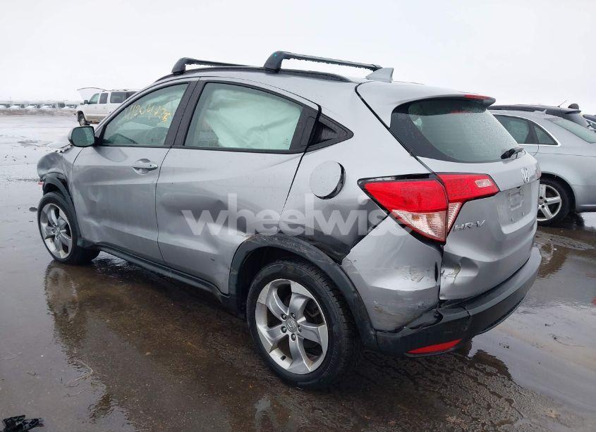 Photo 3 of 2018 Honda Hr-v LX (VIN 3CZRU6H30JG700184)