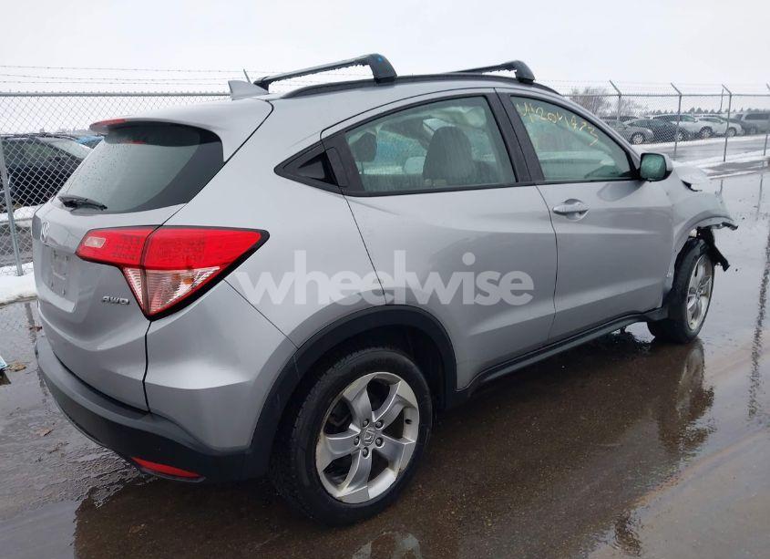 Photo 4 of 2018 Honda Hr-v LX (VIN 3CZRU6H30JG700184)
