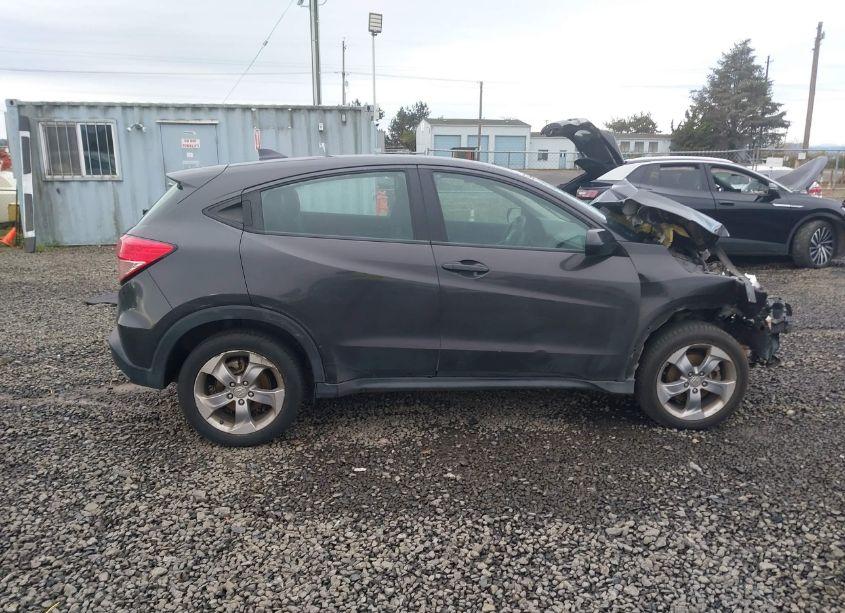 Photo 14 of 2018 Honda Hr-v LX (VIN 3CZRU6H30JG712948)