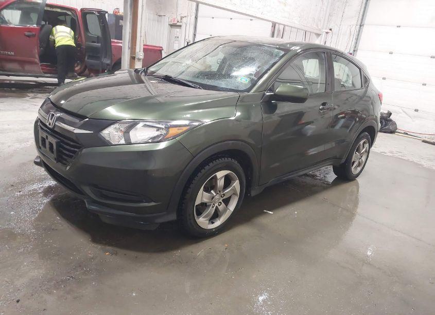 Photo 2 of 2018 Honda Hr-v LX (VIN 3CZRU6H30JG714358)