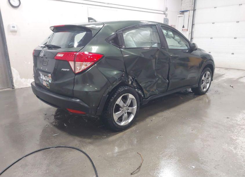 Photo 4 of 2018 Honda Hr-v LX (VIN 3CZRU6H30JG714358)