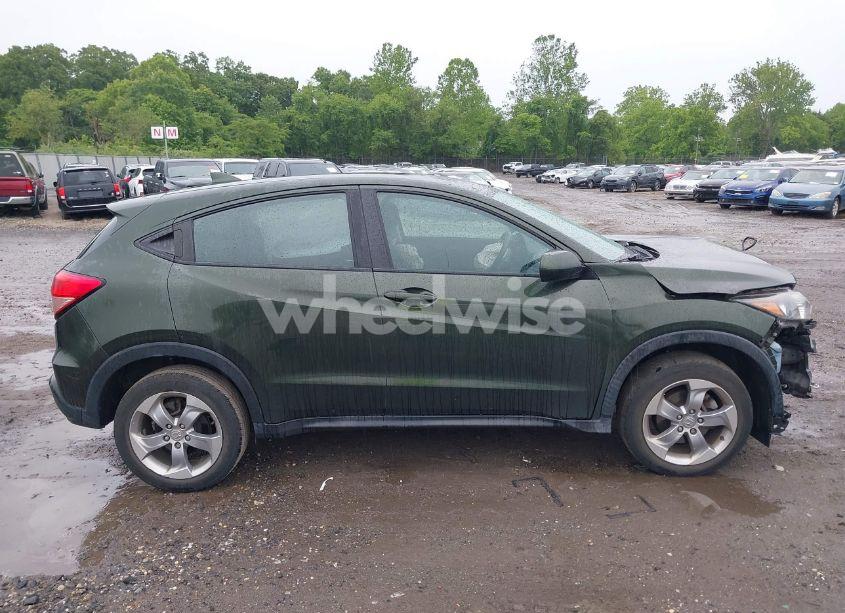 Photo 14 of 2018 Honda Hr-v LX (VIN 3CZRU6H30JG723917)