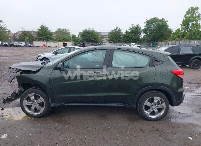 Photo 15 of 2018 Honda Hr-v LX (VIN 3CZRU6H30JG723917)