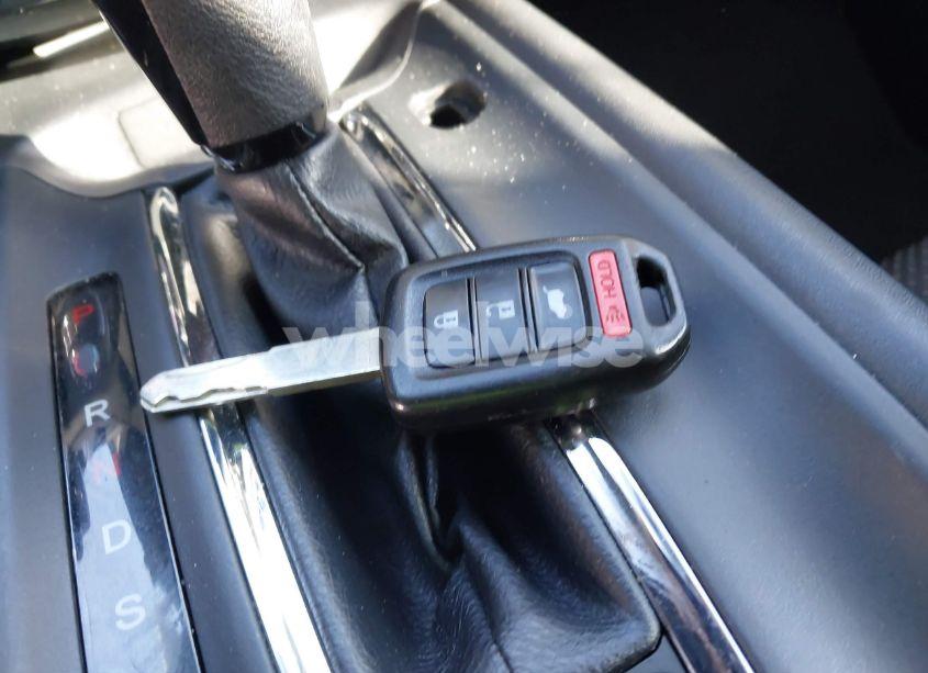 Photo 11 of 2019 Honda Hr-v LX (VIN 3CZRU6H30KG702177)